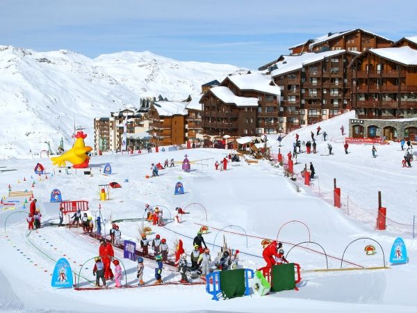 Super ski stations