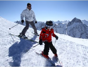 Skidorp Zonnig en sneeuwzeker wintersportdorp met goede après-ski-6