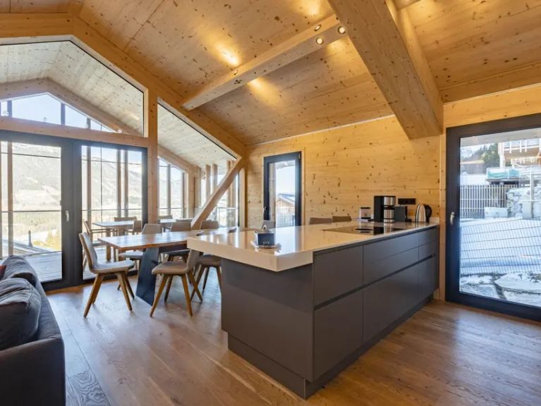 Chalet-appartement Bergresort Hauser Kaibling Chalet met privé buitenzwembad