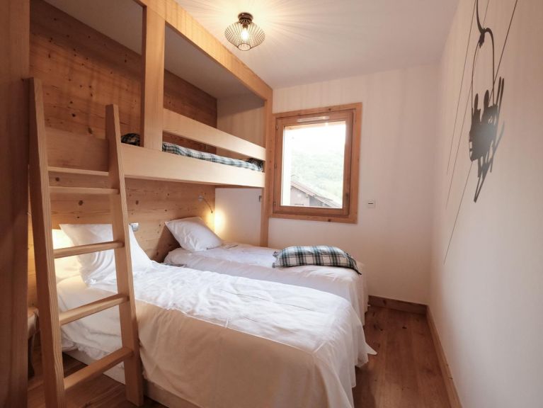 Chalet Caseblanche Eceel met houtkachel