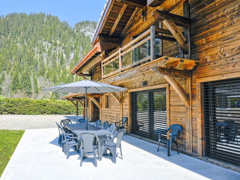 Chalet Le Bois Brûlé met privé-sauna en buiten-whirlpool