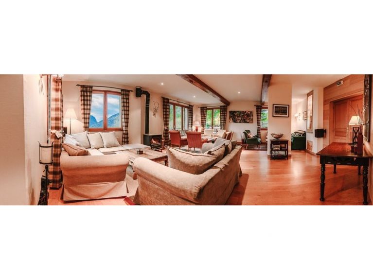 Chalet Saskia met sauna en buiten-whirlpool