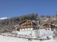 Chalet Schöneben Bauernhaus Hele huis met sauna-34