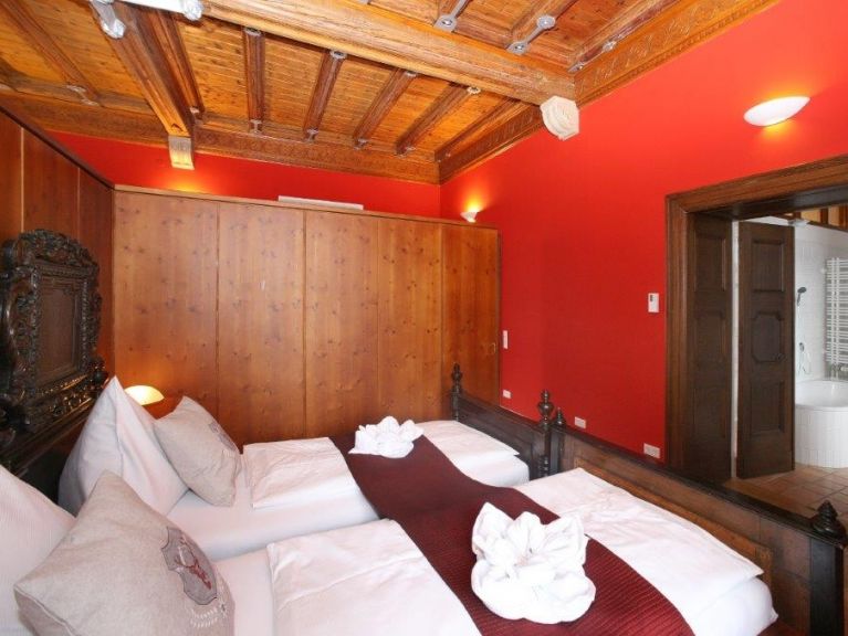 Kasteel Schloss Fischhorn (incl. catering, flexibele aankomst) Combi van de 6 appartementen, met algemene ruimte