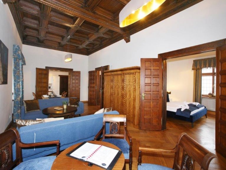 Kasteel Schloss Fischhorn (incl. catering, flexibele aankomst) Combi van de 6 appartementen, met algemene ruimte