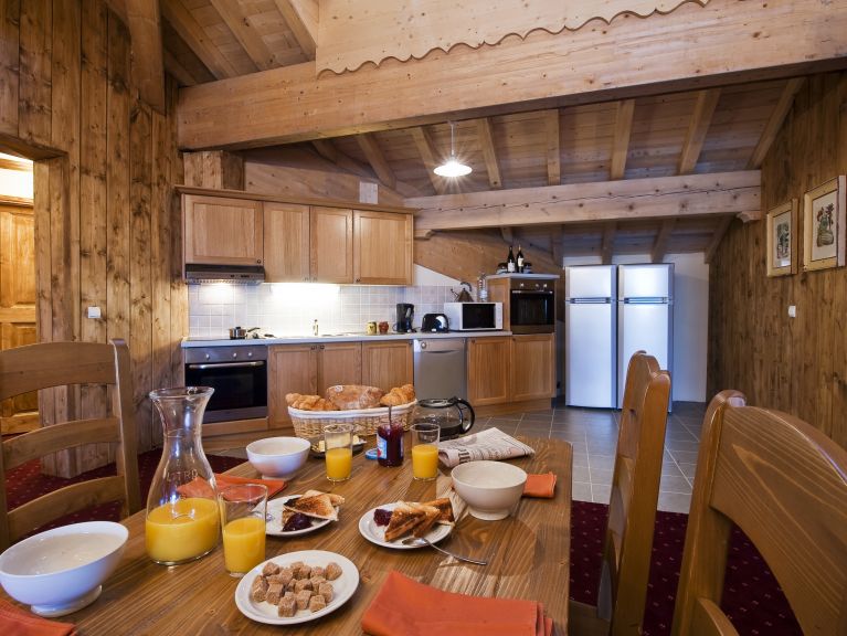 Chalet-appartement Altitude Le Refuge met privé-sauna