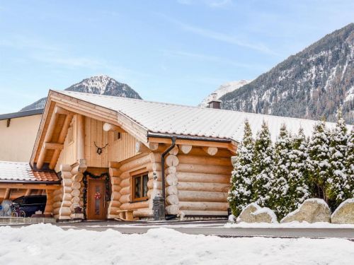 Chalet appartement Alpenchalet Montana 6 personen Tirol