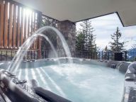 Appartement Résidence L'Orée du Bois met buiten-whirlpool-3