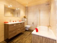 Chalet Paradise Star met sauna en buiten-whirlpool-14