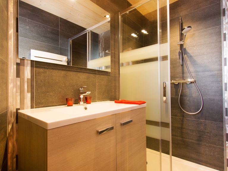Chalet Paradise Star met sauna en buiten-whirlpool