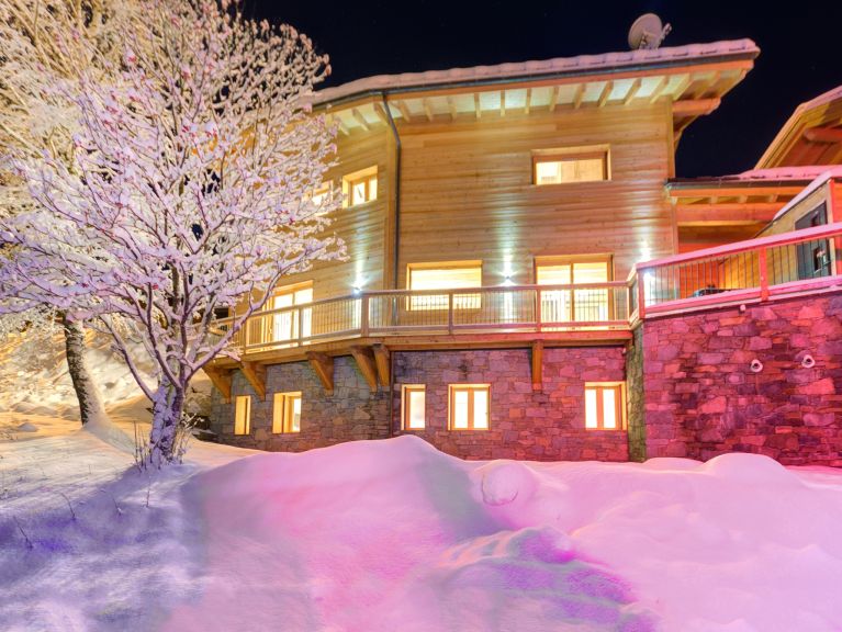 Chalet Paradise Star met sauna en buiten-whirlpool