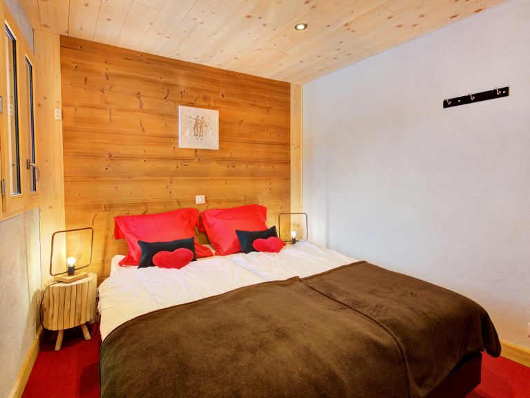 Chalet Paradise Star met sauna en buiten-whirlpool