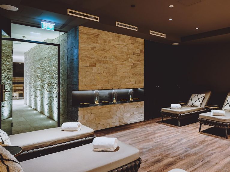Appartement Glemm by Avenida Penthouse met bergzicht privé-sauna en whirlpool