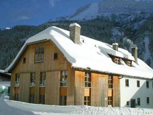 Chalet Levett inclusief catering 22 24 personen Tirol