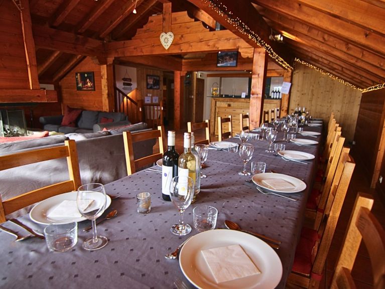 Chalet In de Wolken inclusief catering met sauna en whirlpool