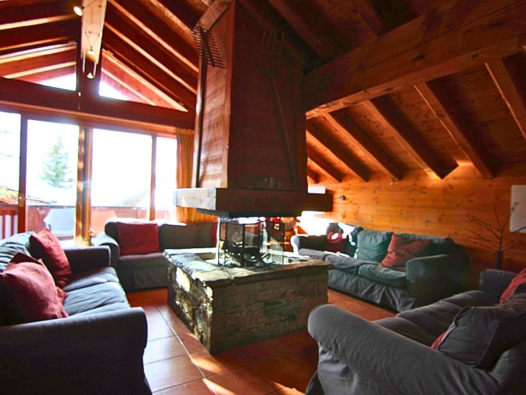 Chalet In de Wolken inclusief catering met sauna en whirlpool