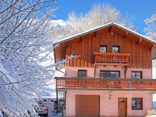 Chalet de Bettaix Perle des Trois Vallées met sauna en whirlpool - 14 personen