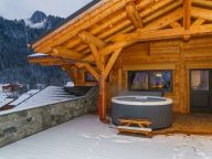 Chalet Emilie met buiten-whirlpool-32