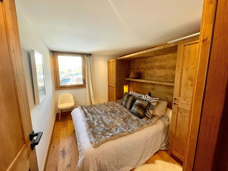 Chalet Caseblanche Felicita met houtkachel en buiten-whirlpool
