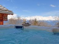 Chalet Marguerite met buiten-whirlpool-3