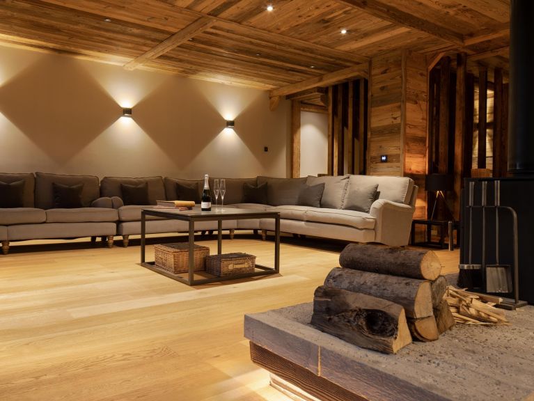 Chalet Ferme du Rys met buiten-whirlpool, zondag t/m zondag