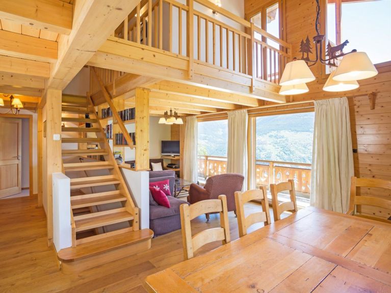 Chalet Mountain Star