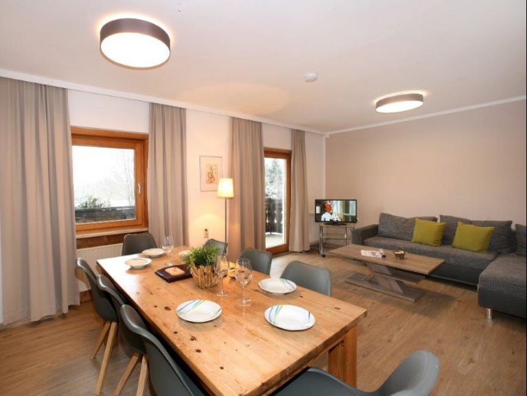 Chalet Edelweiss am See Combi, 5 apt. incl. gezamenlijke keuken en eetruimte