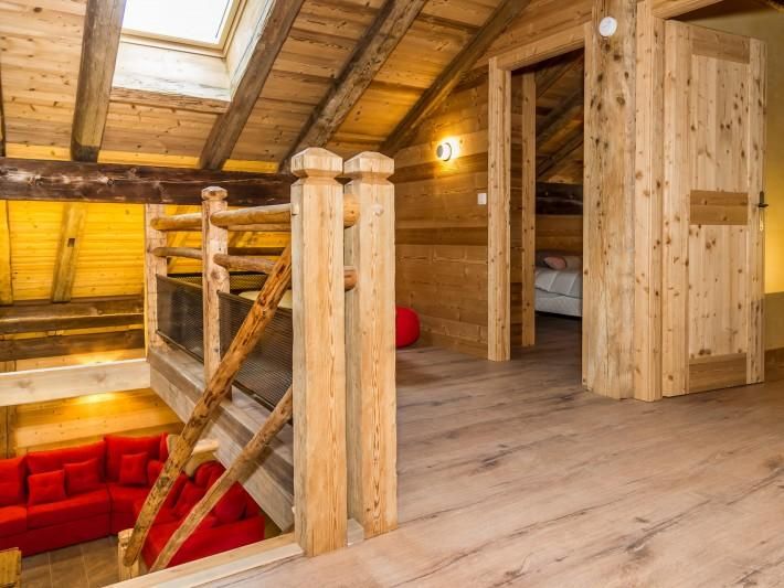 Chalet Les Bucherons met buiten-whirlpool