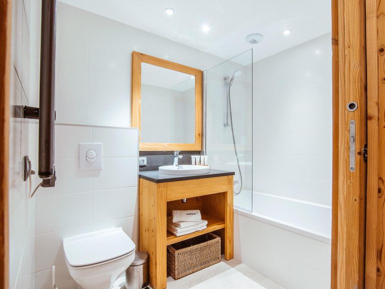 Chalet Caseblanche Eceel met houtkachel