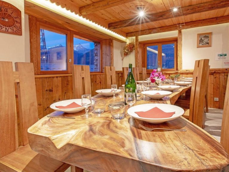 Chalet de Ferme Farmhouse + Perle des Neiges