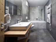 Appartement Kristall Plaza Niederau Penthouse met open haard en privé-sauna-15