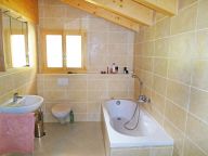 Chalet Chaud met privé-sauna-10