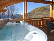 Chalet Nuance de Bleu met privé-sauna en buiten-whirlpool-3