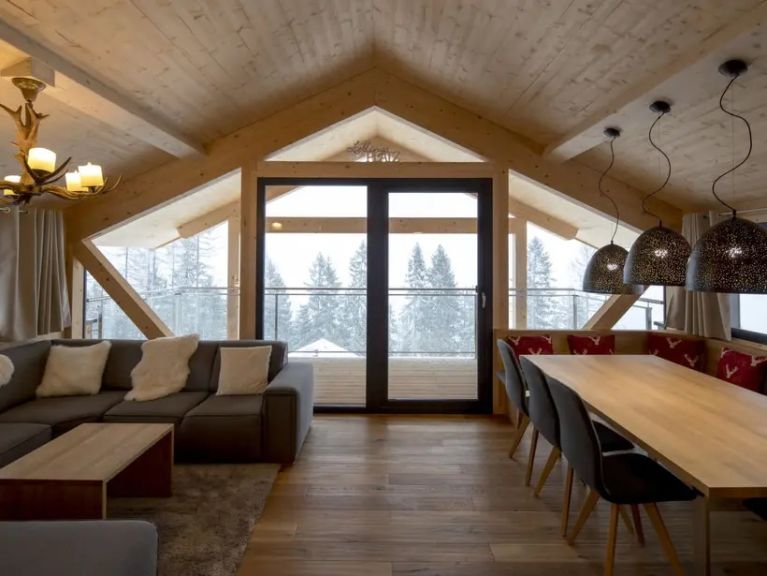 Chalet Reiteralm met outdoor whirlpool