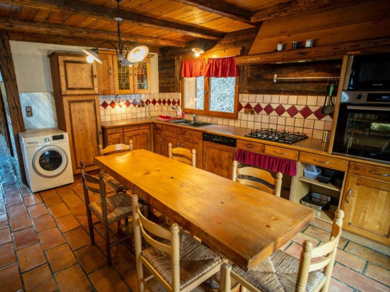 Chalet Alpina