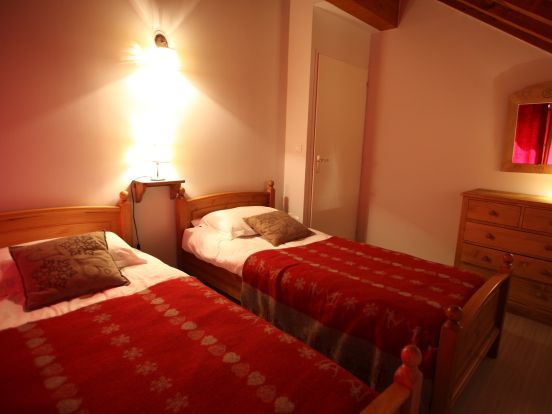 Chalet-appartement Les Chalets D'Adrien-8