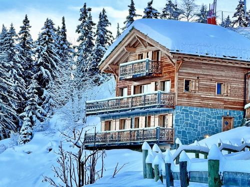 Chalet Jonathan met privé-sauna, zondag t/m zondag - 10 personen Chalet Jonathan met privé-sauna, zondag t/m zondag - 10 personen