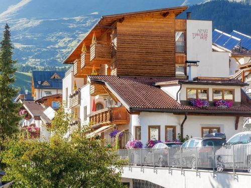 Chalet Tirolerhof Apart inclusief catering 28 34 personen Tirol
