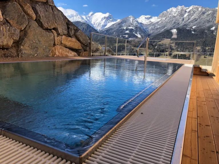 Chalet-appartement Bergresort Hauser Kaibling Chalet met privé buitenzwembad