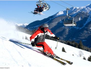 Skidorp Rustig wintersportdorp, ideale verbinding met Saalbach en Hinterglemm-8