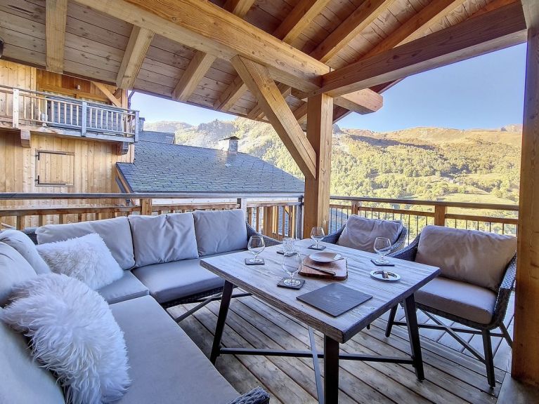 Chalet Caseblanche Augustine met houtkachel en sauna