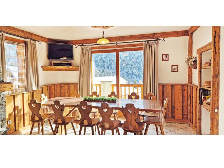 Chalet De La Cote