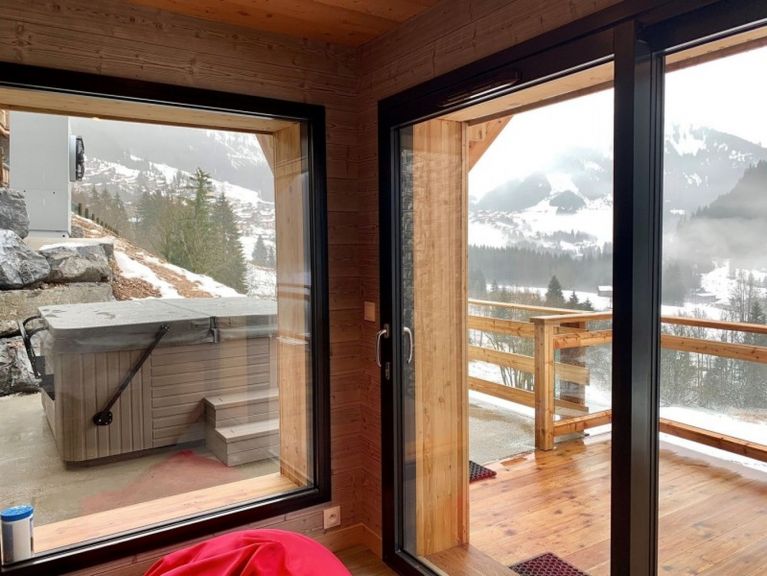 Chalet Entre Vous met buiten-whirlpool