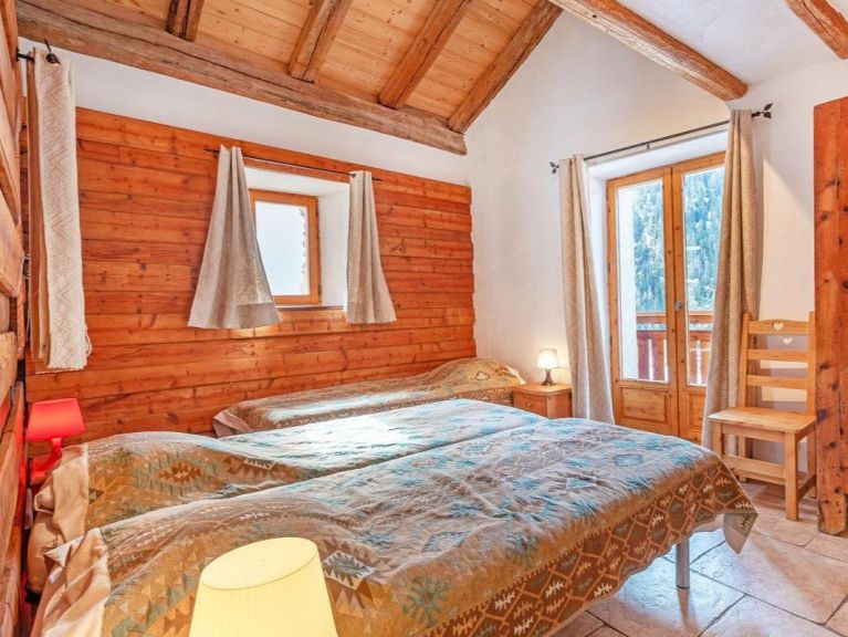 Chalet Honoré met sauna