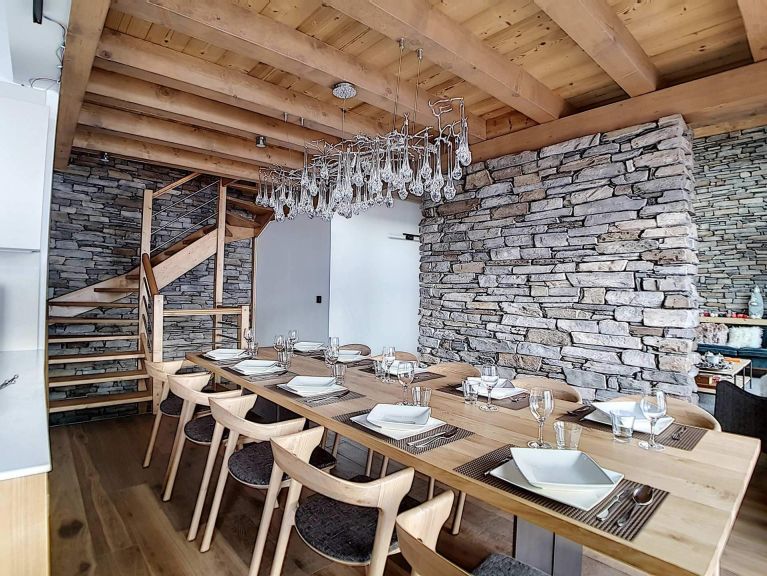 Chalet-appartement Chalet 2000 met buiten whirlpool