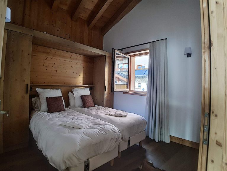 Chalet-appartement Chalet 2000 met buiten whirlpool