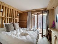 Chalet-appartement Chalet 2000 met buiten whirlpool-11