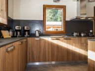 Chalet Les Bucherons met buiten-whirlpool-8
