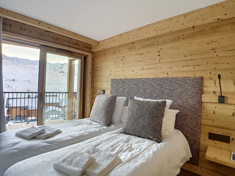 Chalet-appartement Chalet 2000 met buiten whirlpool