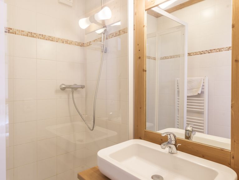 Chalet-appartement Dame Blanche met cabine en open haard